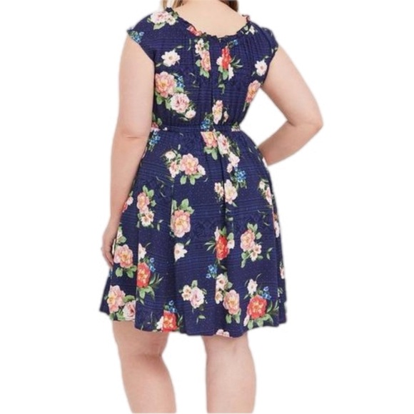 Torrid Navy Blue challis tie front skater dress size 1-1X/14-16 - Picture 5 of 12